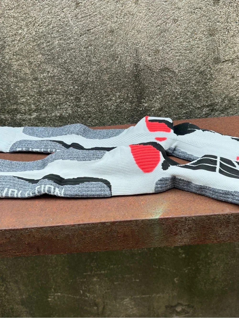 Evolution Technical Socks Unisex L M9-10.5 W11-13 Ski Snowboard Grey High Nwt